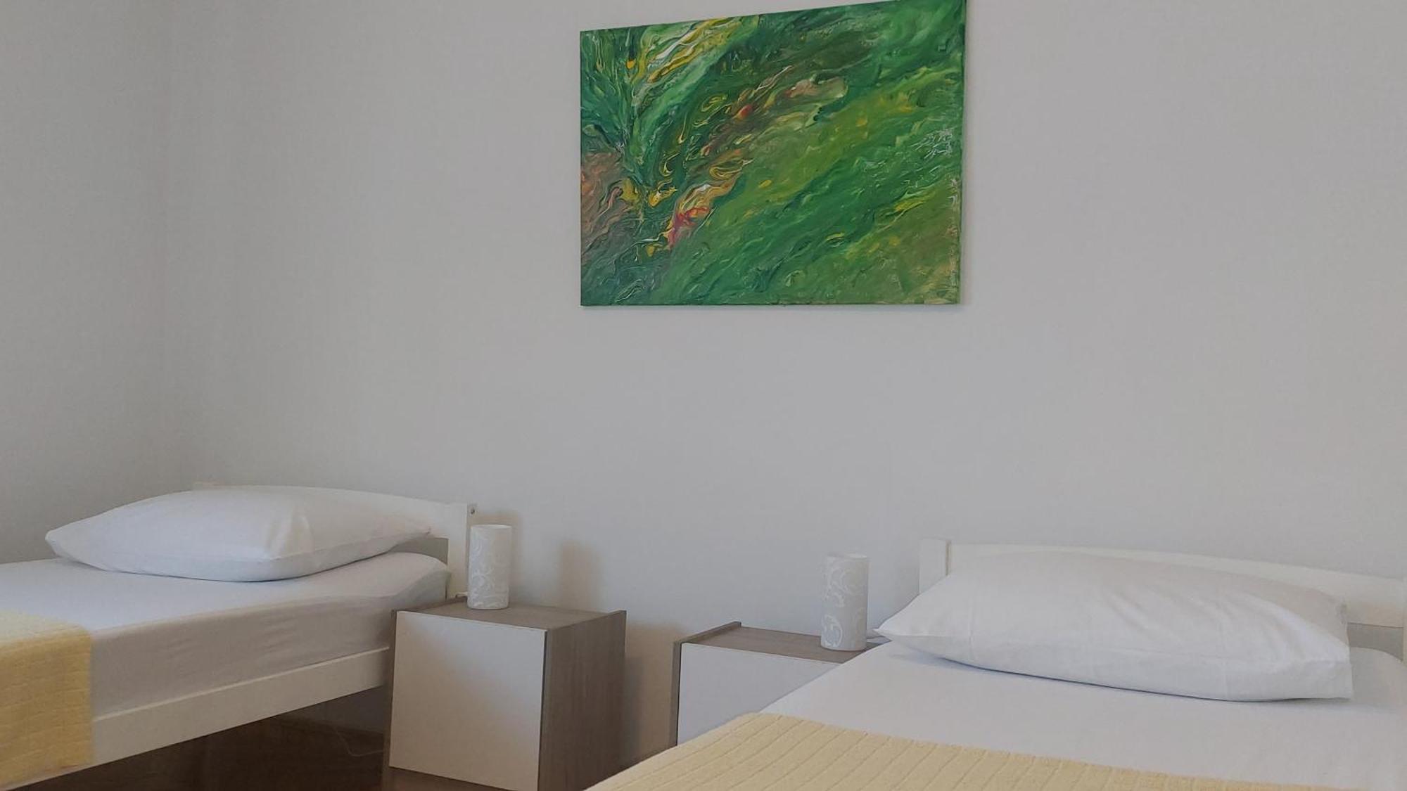 Apartman Excellent - Kuca Za Odmor U Zupanji -Natkriveno Parkirno Mjesto ジュパニャ エクステリア 写真